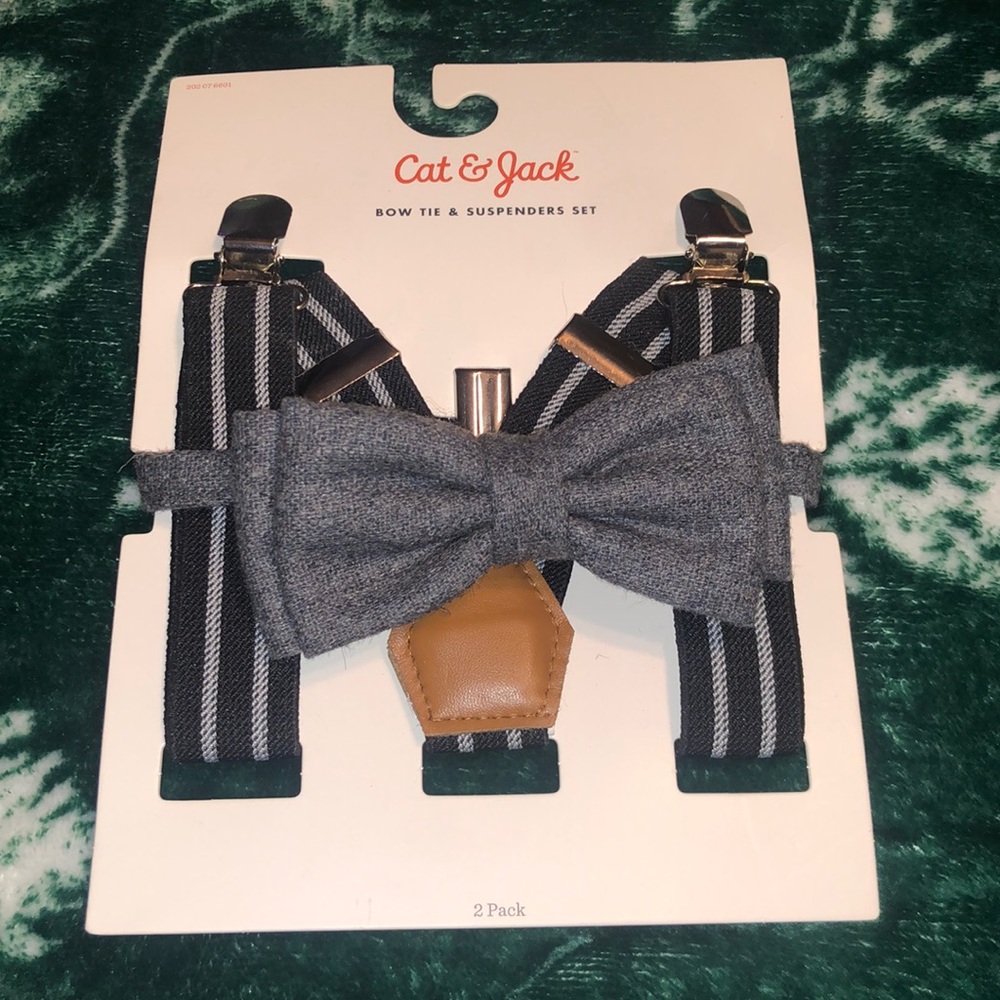 Bow tie & suspenders set